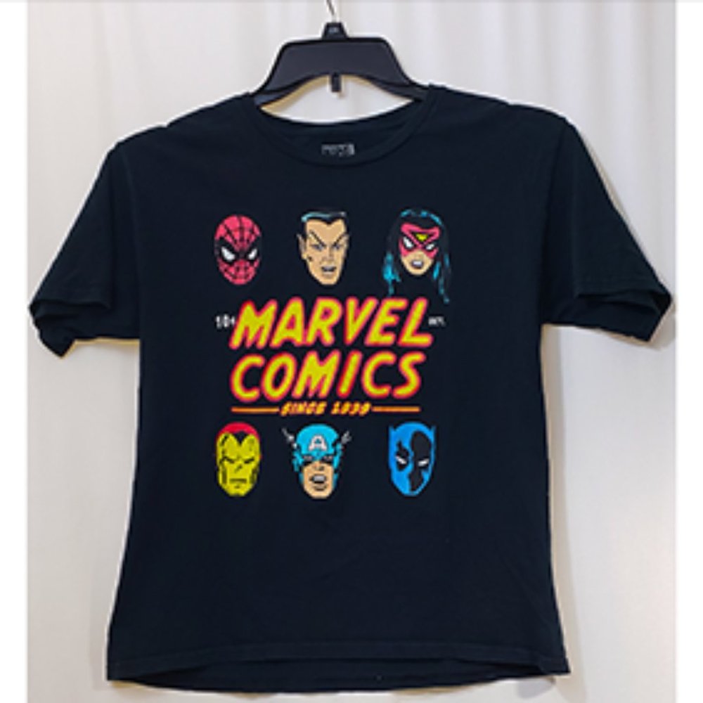 MARVEL COMICS SINCE 1936 BOYS GIRLS T-SHIRT SIZE XL Pre-Owned Good ++